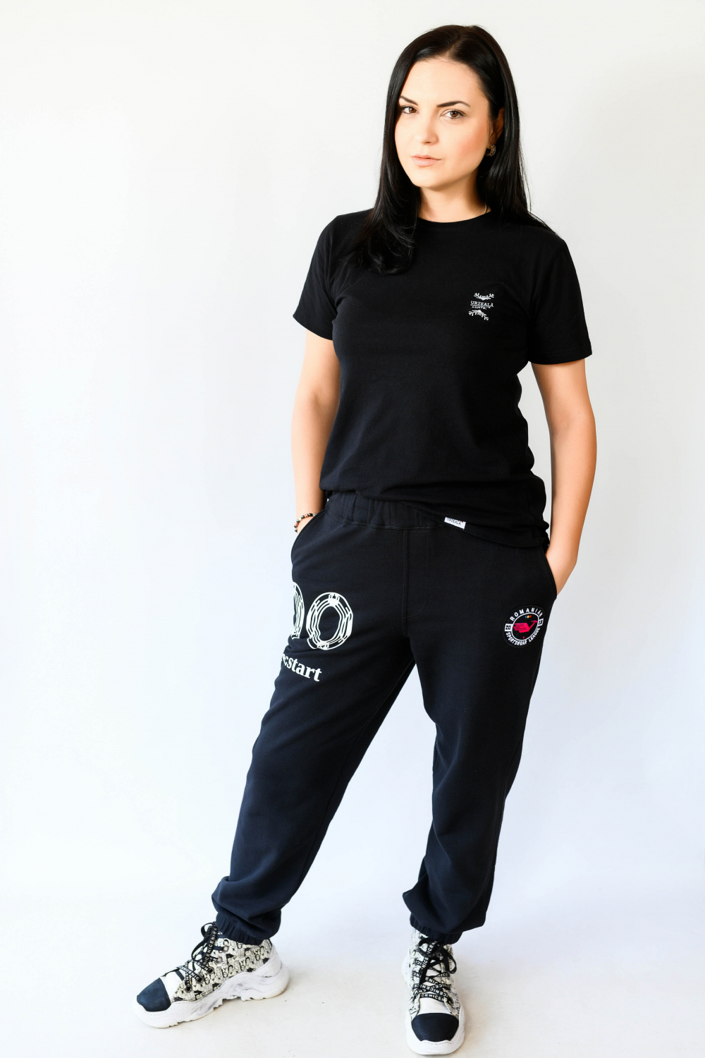 Pantaloni sport 00