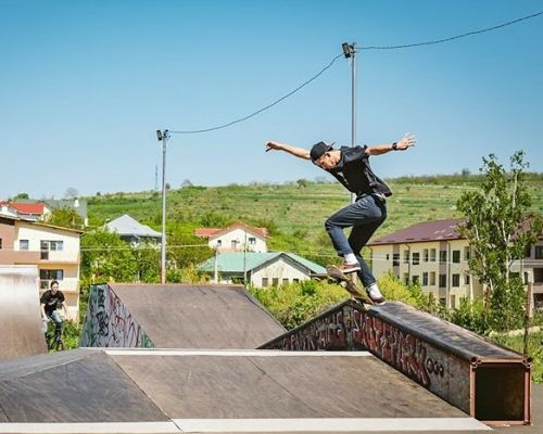 Alin Marian. Skater, poet si model, dar, mai ales, un tanar cu suflet ales.